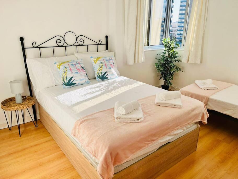 The Rock Retreat - Gibraltar Apartment Exterior foto